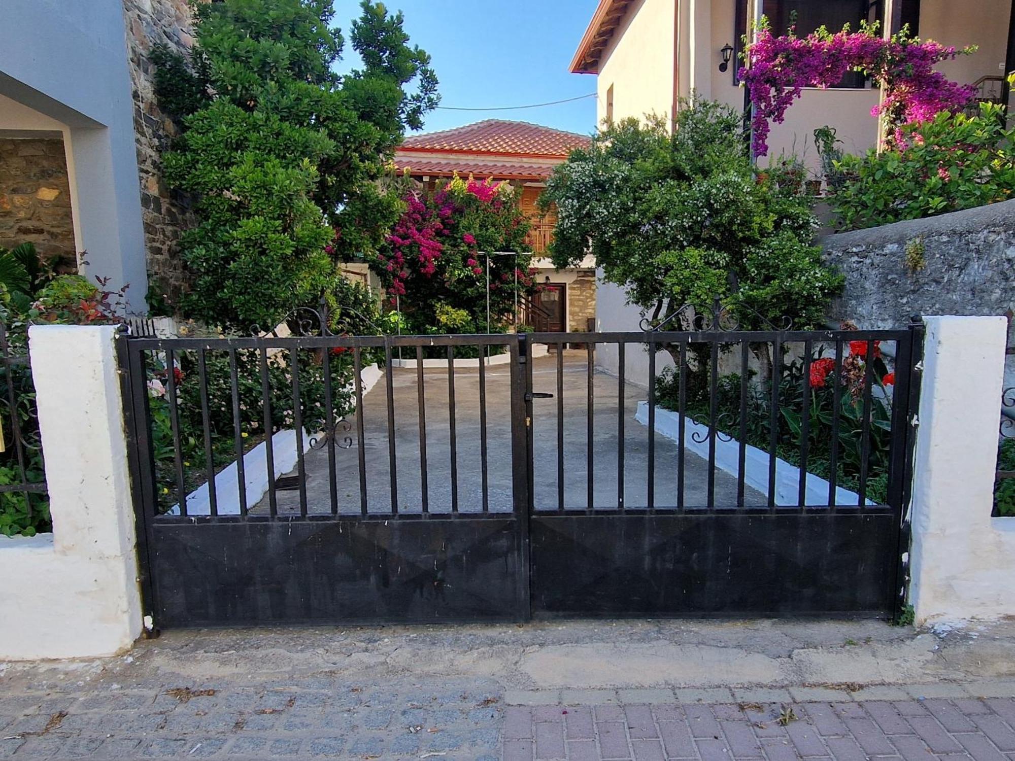 Apartament Nikolaos House Ajos Nikolaos Zewnętrze zdjęcie