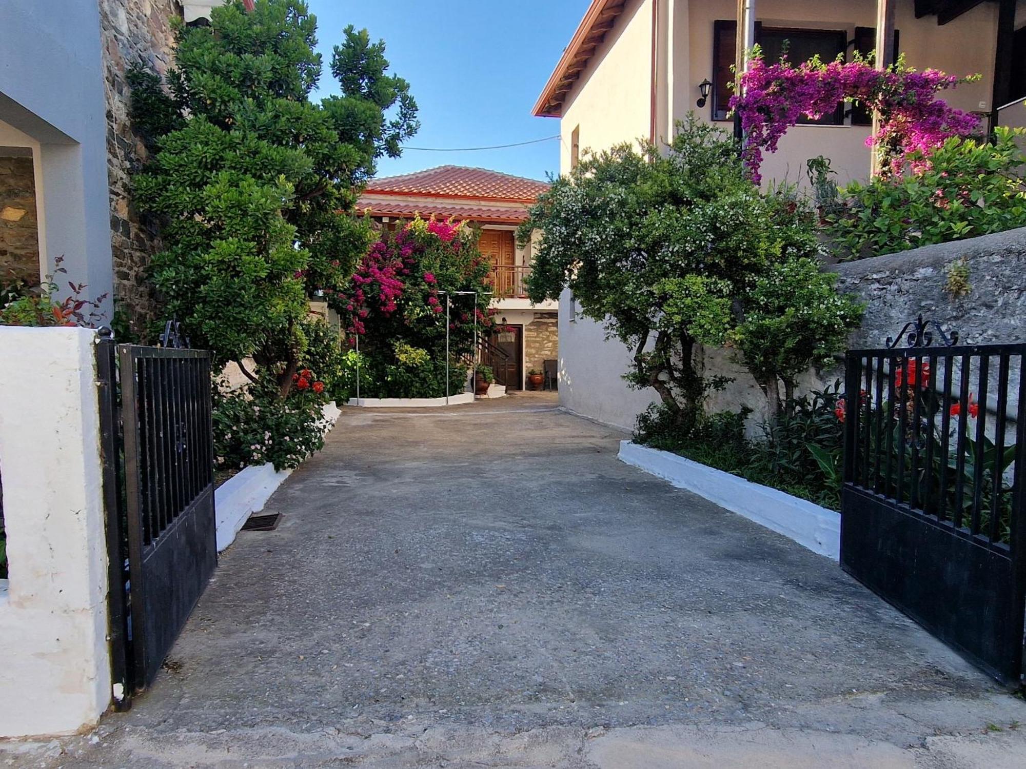 Apartament Nikolaos House Ajos Nikolaos Zewnętrze zdjęcie